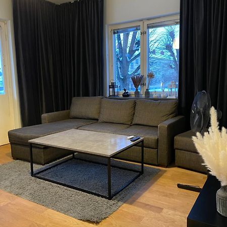 Fin Laegenhet Naera Centrum Örebro Exteriér fotografie